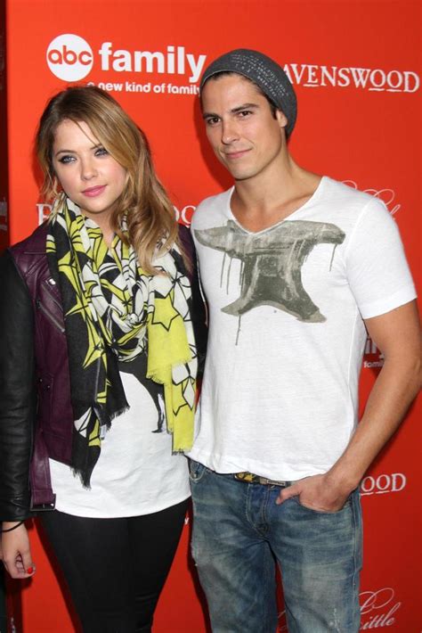 sean farris|sean faris and ashley benson.